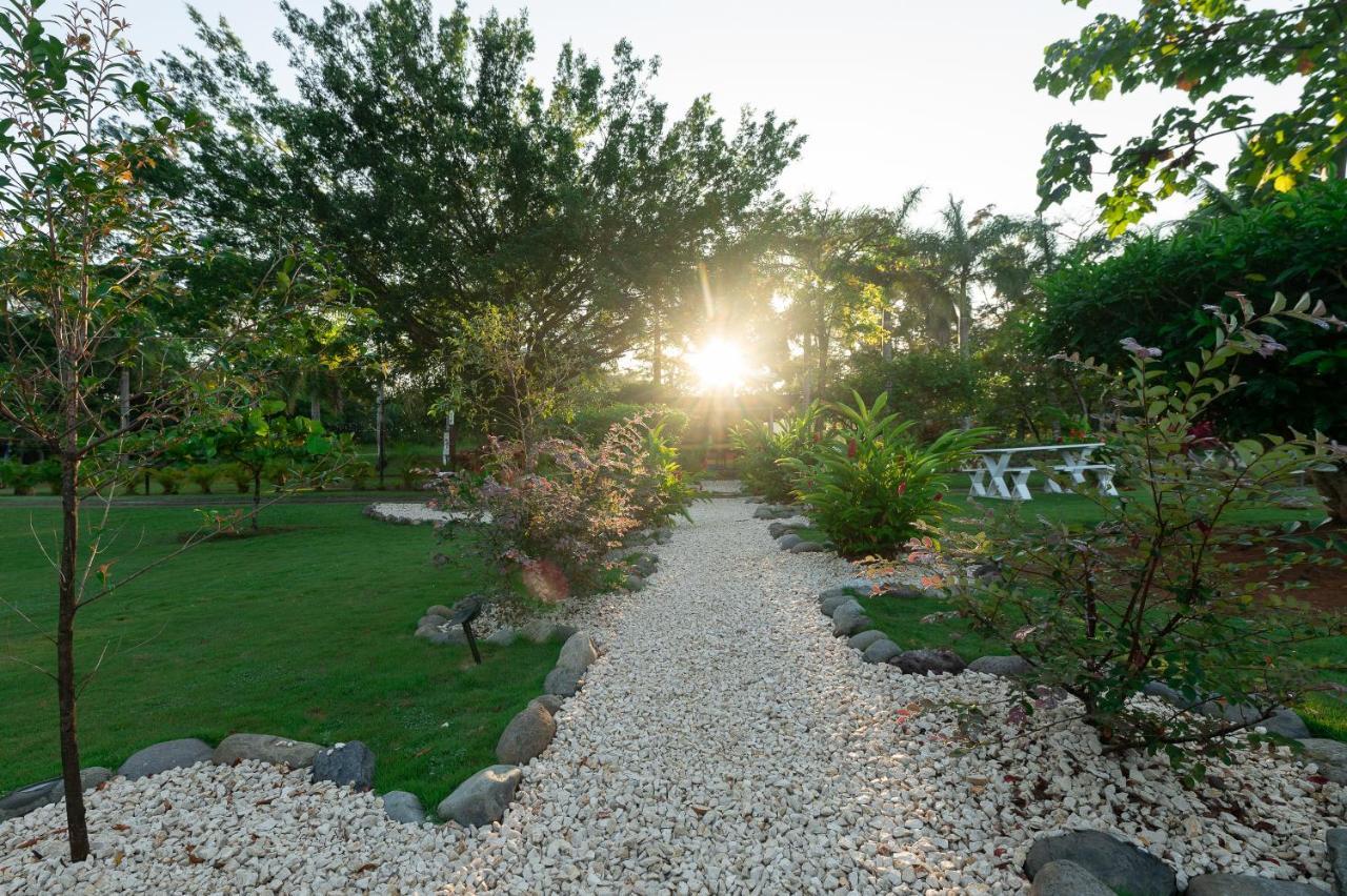 Hotel Costa Pacifica Esterillos Dış mekan fotoğraf