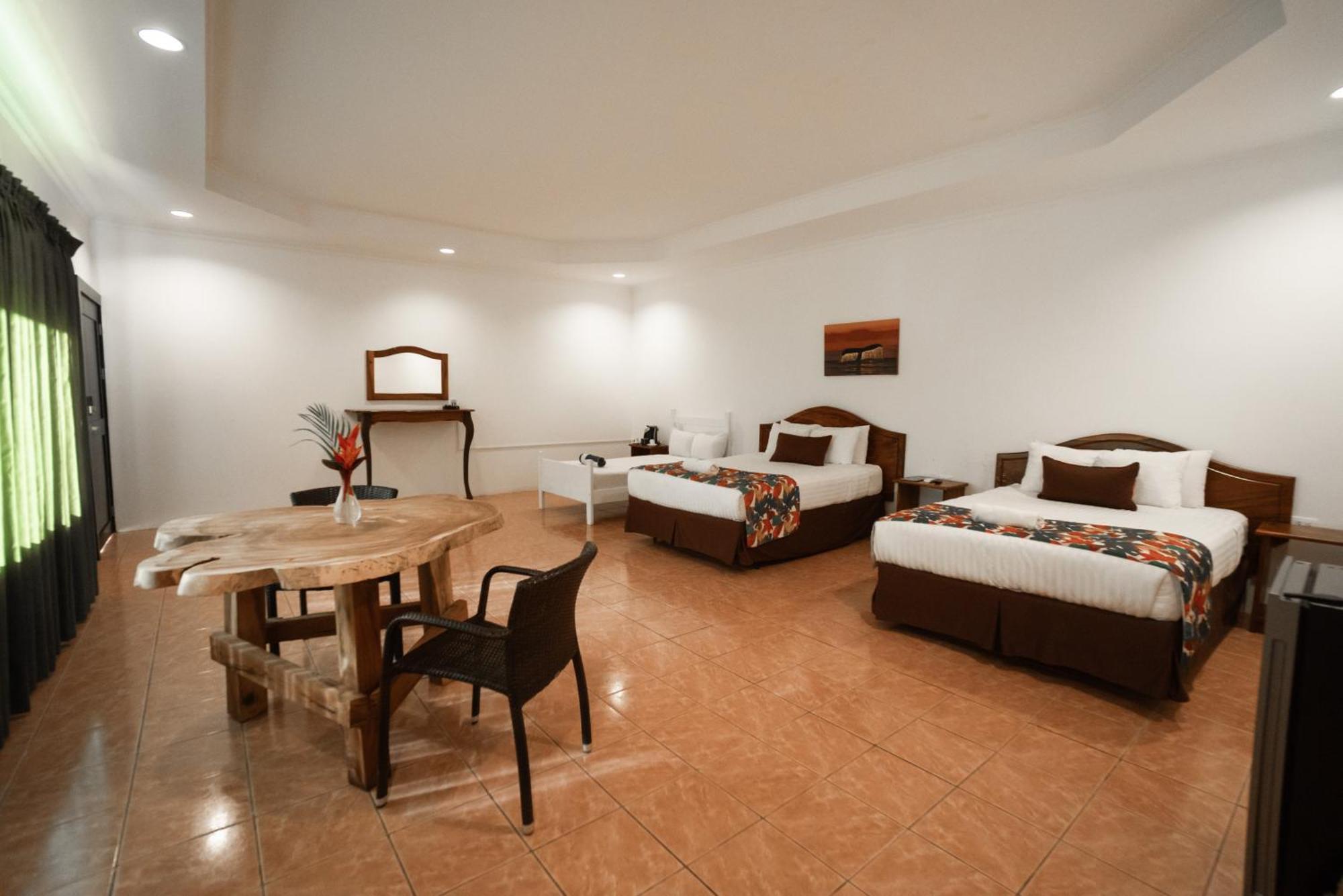 Hotel Costa Pacifica Esterillos Dış mekan fotoğraf